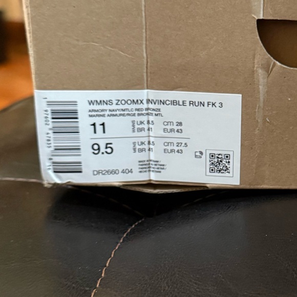 NIKE WMNS ZOOMX INVINCIBLE RUN FK 3 - Picture 16 of 16